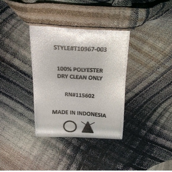 LUSH Sleeveless Long Button Down Top Size Large - Picture 7 of 7